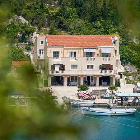Apartmani Ponta Ston Buitenkant foto