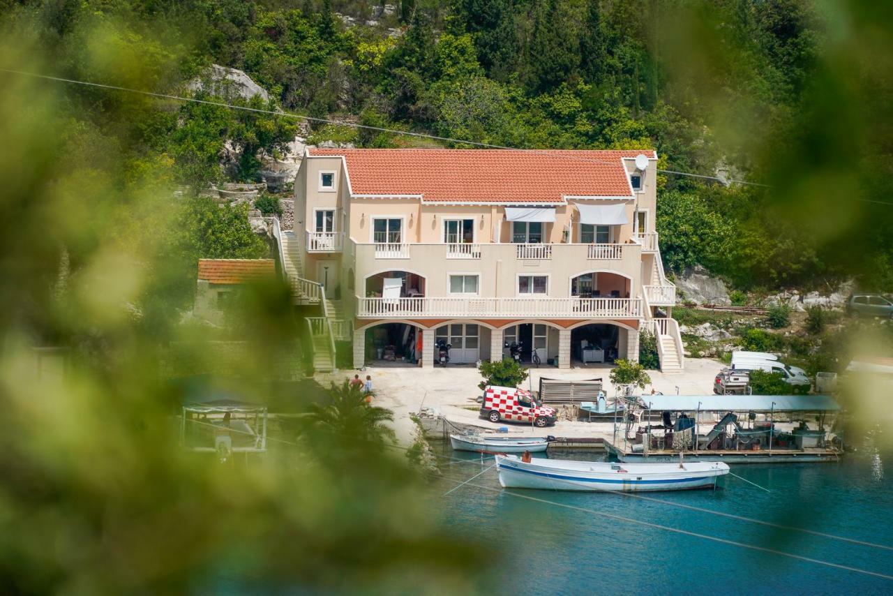 Apartmani Ponta Ston Buitenkant foto
