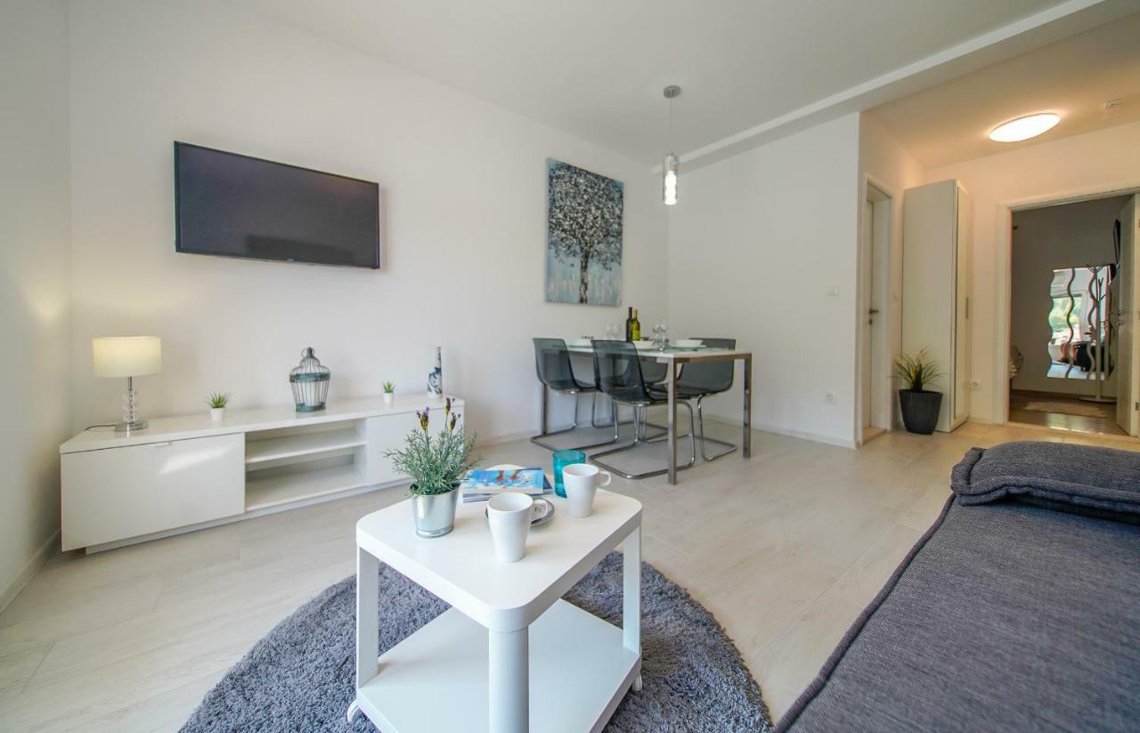 Apartmani Ponta Ston Buitenkant foto
